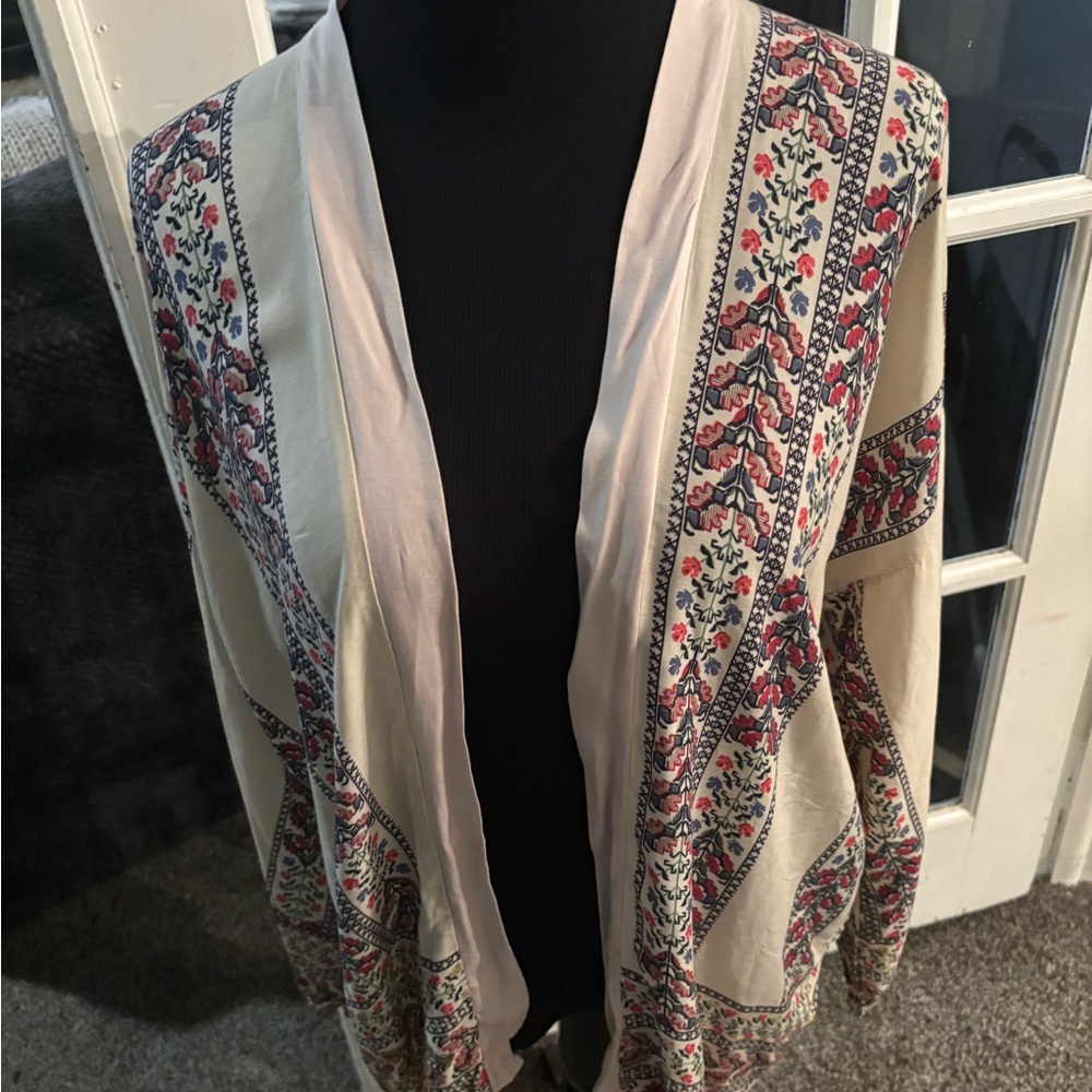Do Everything in Love Cream and Pink Patterned Cardigan